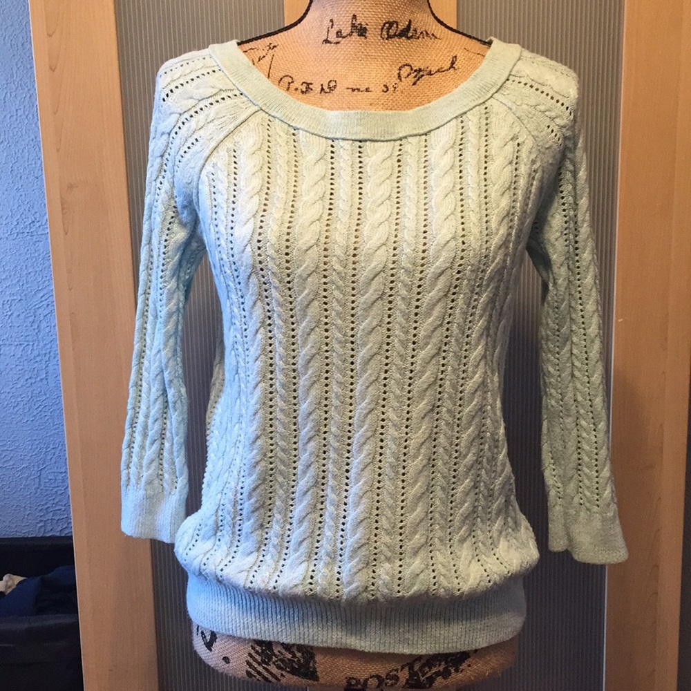 AEO 3/4 sleeve green sweater